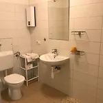 City Inn Hotel 2*