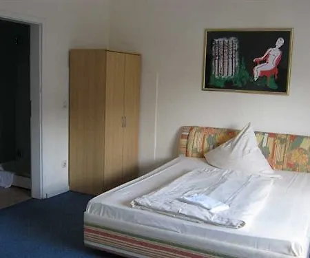 City Inn Πανσιόν 2*