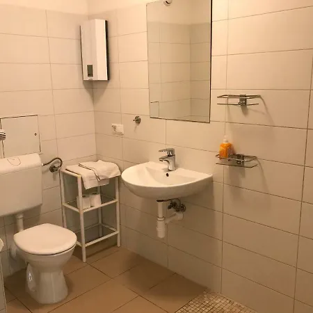 City Inn Πανσιόν 2*