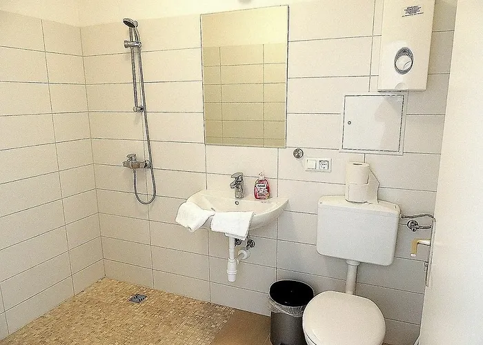 Отель City Inn 2*